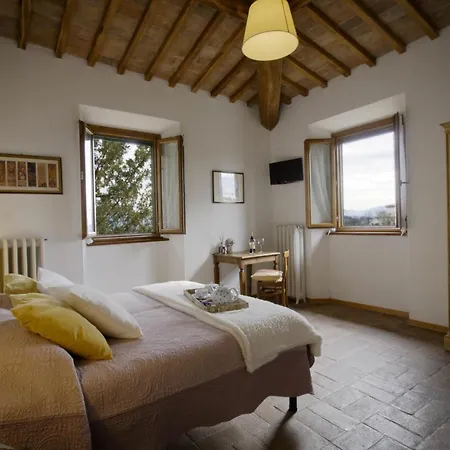 Podere Scaluccia مزرعة للإقامة *